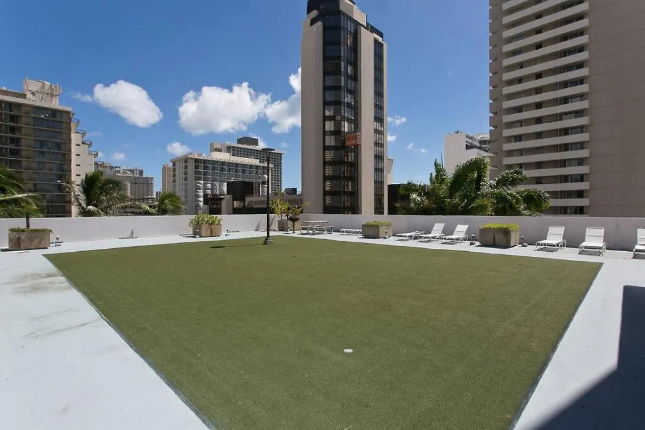 Tatil Evi Royal Kuhio 2302 - Spacious Studio With Stunning Mountain Views In The Heart Of Waikiki! Honolulu