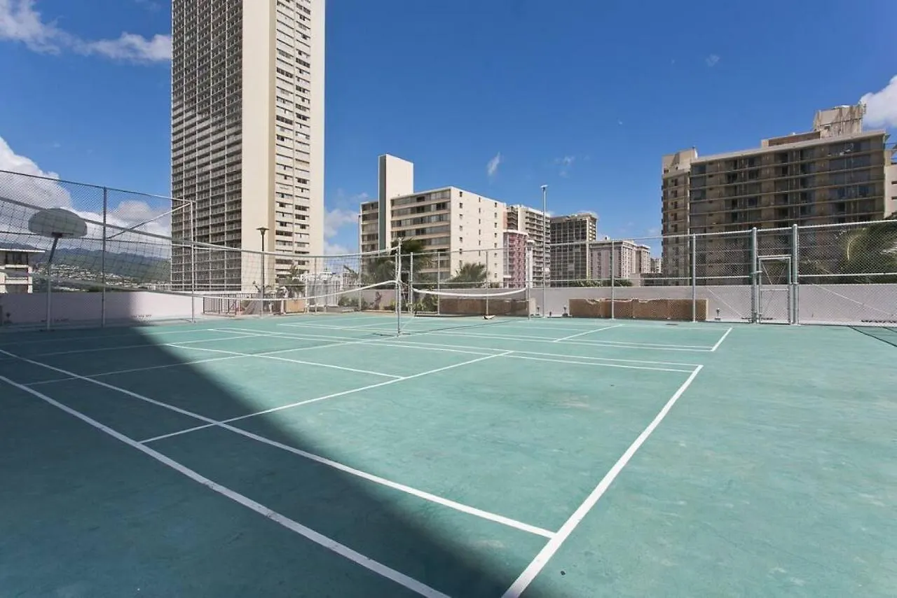 Royal Kuhio 2302 - Spacious Studio With Stunning Mountain Views In The Heart Of Waikiki! هونولولو بيت للعطل